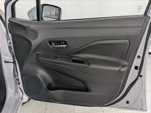 Used 2025 Nissan Versa SV w/ Trunk Package FWD image 22