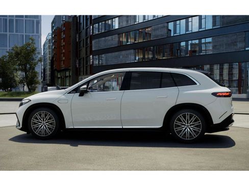 Used 2023 Mercedes-Benz EQS 580 4MATIC SUV image 35