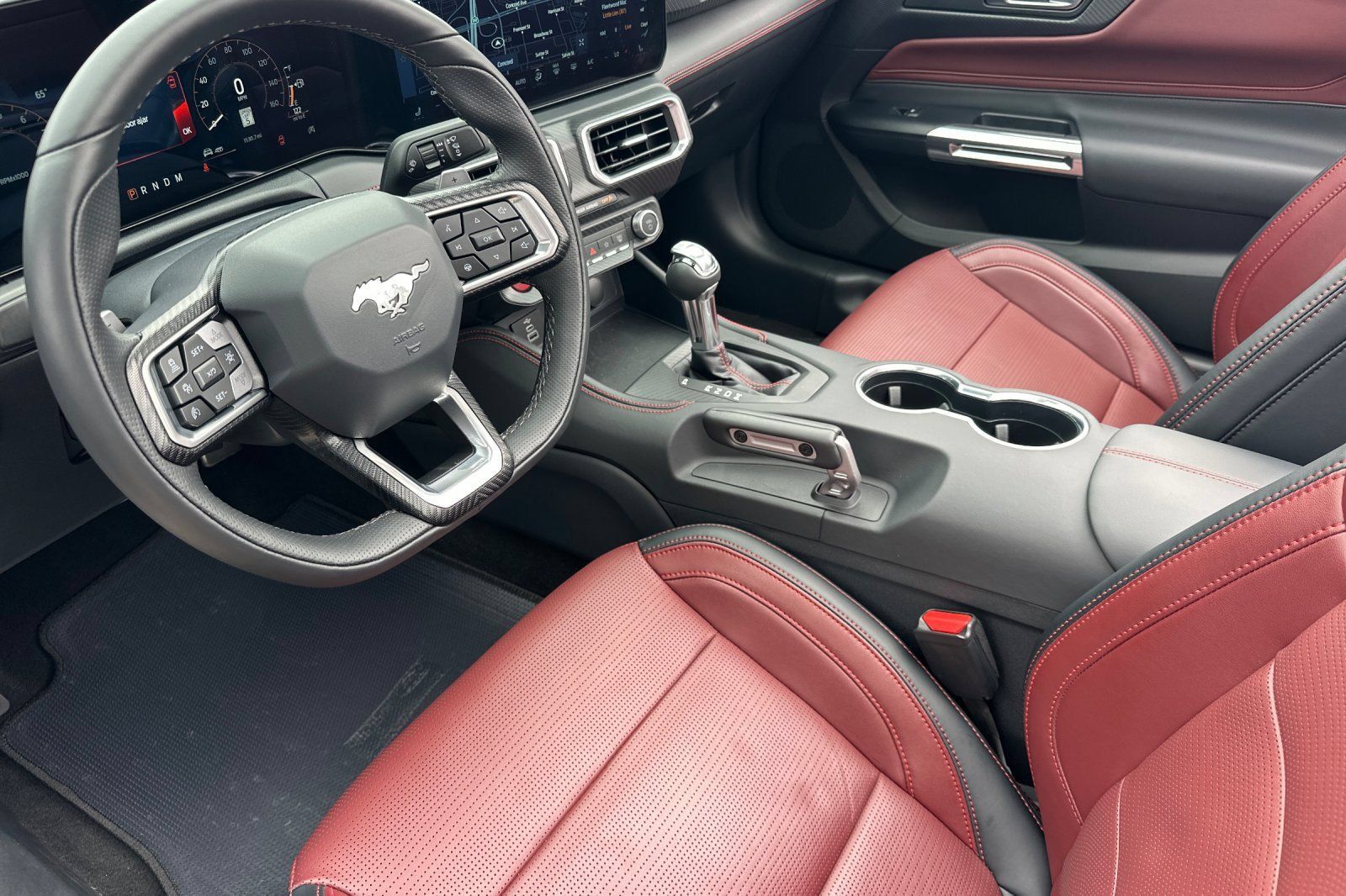 Used 2025 Ford Mustang GT Premium w/ GT Performance Package RWD image 8