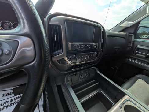 Used 2015 GMC Sierra 1500 SLT w/ All-Terrain Package AWD/4WD image 17