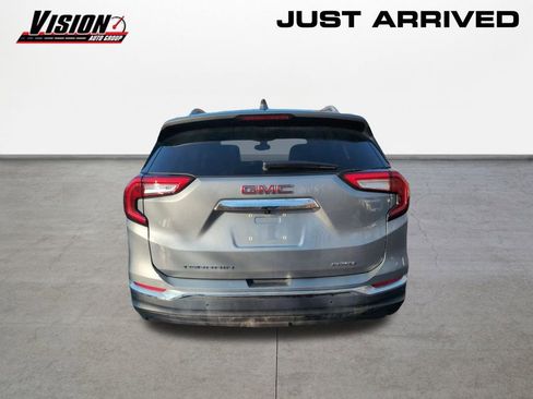 Used 2023 GMC Terrain SLT w/ LPO, Floor Liner Package image 6