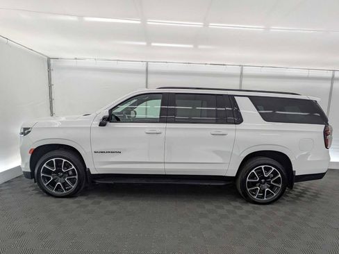 Used 2024 Chevrolet Suburban RST w/ Luxury Package AWD/4WD image 3