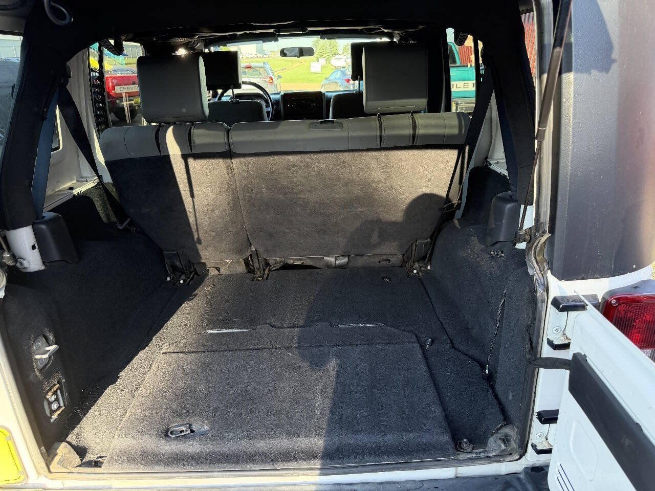 Used 2010 Jeep Wrangler Unlimited Rubicon w/ Trailer Tow Group AWD/4WD image 7