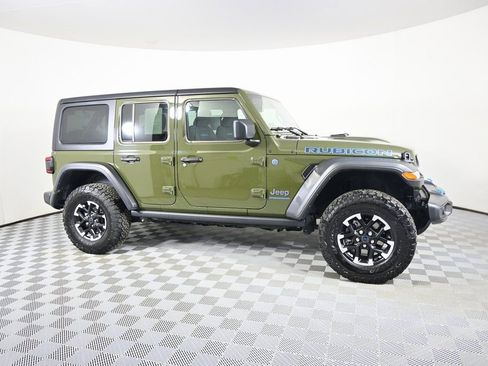 Used 2024 Jeep Wrangler Unlimited Rubicon 4xe w/ Technology Group image 8
