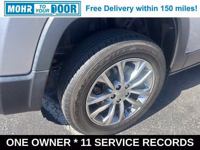 Used 2021 Jeep Cherokee Latitude Lux FWD image 45