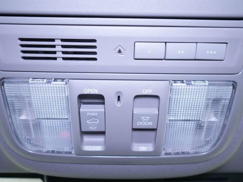 Used 2019 Honda CR-V EX-L image 40