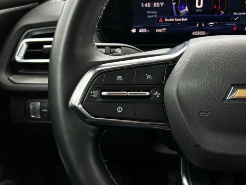 Used 2025 Chevrolet Traverse LT AWD/4WD image 14