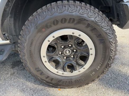 Used 2023 Ford Bronco Badlands w/ Sasquatch Package image 24