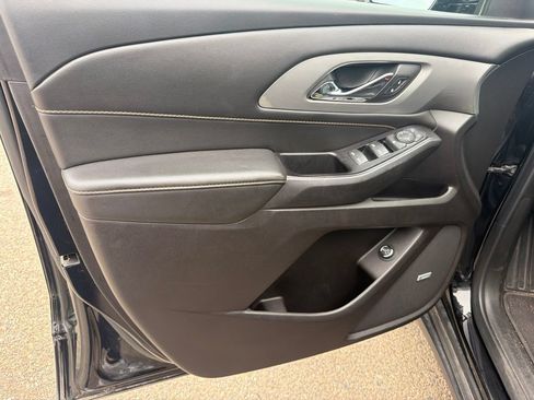 Used 2019 Chevrolet Traverse RS AWD/4WD image 29