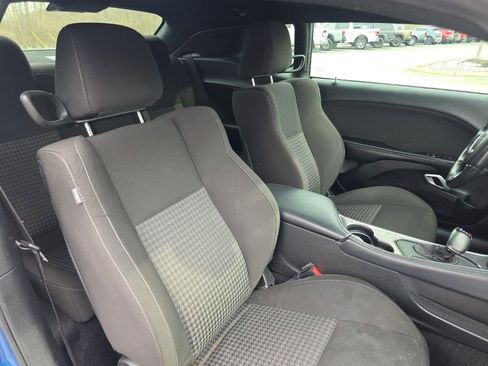 Used 2021 Dodge Challenger GT image 38