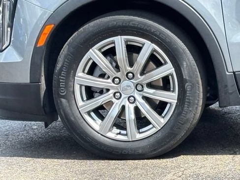 Used 2023 Cadillac XT4 Premium Luxury FWD image 6