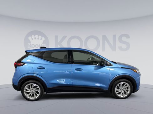 New 2027 Chevrolet Bolt LT w/ Comfort Package image 8