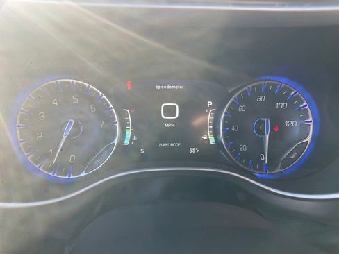 New 2026 Chrysler Pacifica Select FWD image 15
