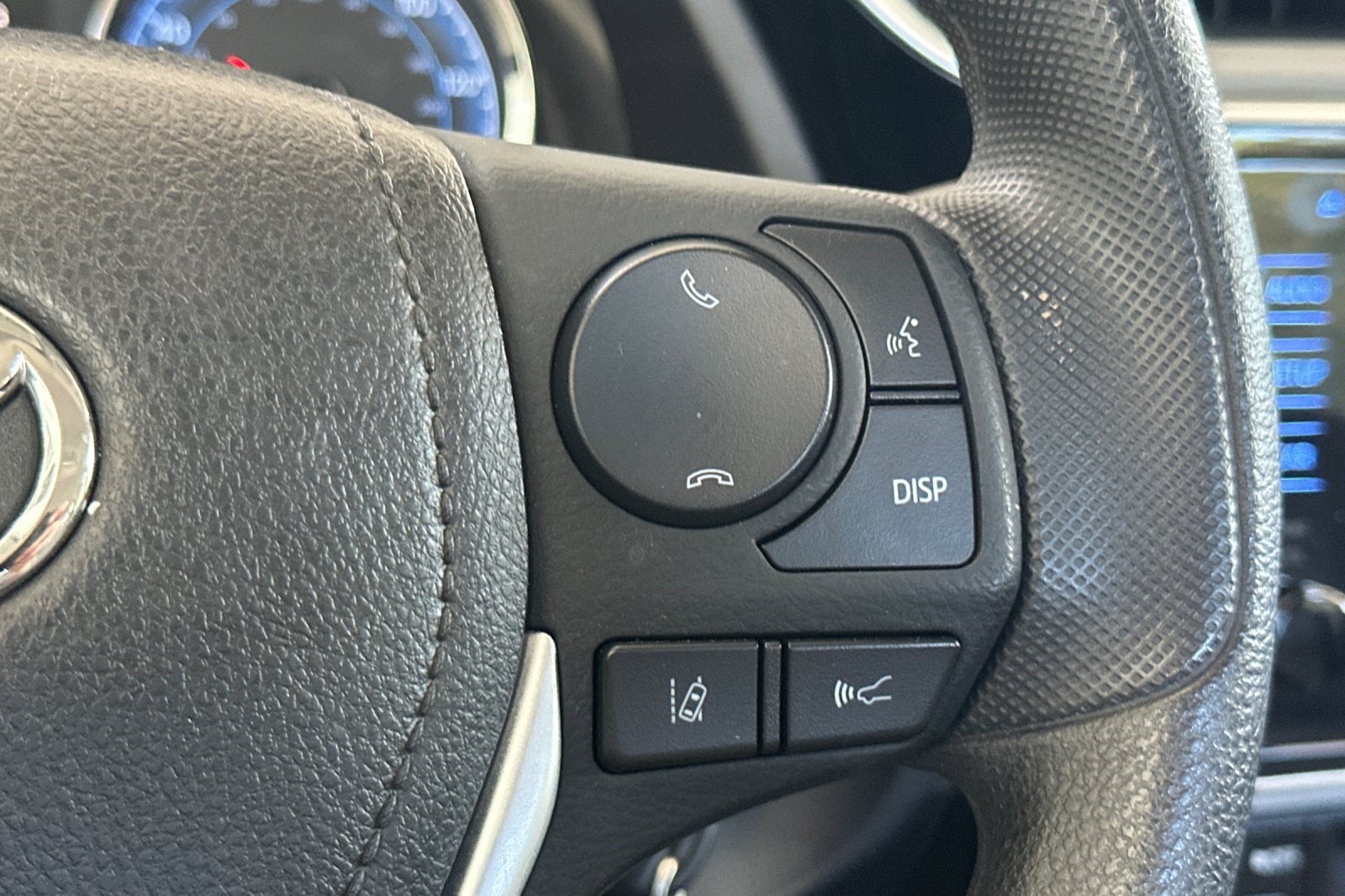Used 2019 Toyota Corolla LE FWD image 29