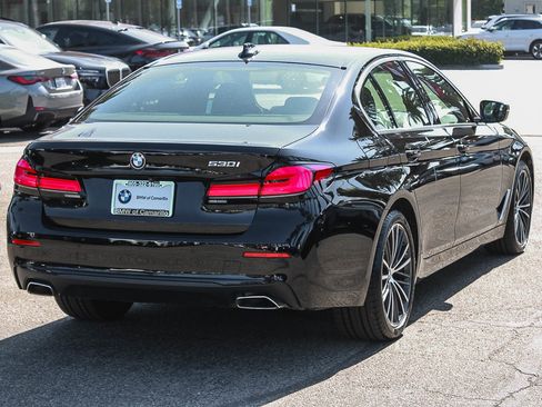 Used 2023 BMW 530i w/ Convenience Package RWD image 6