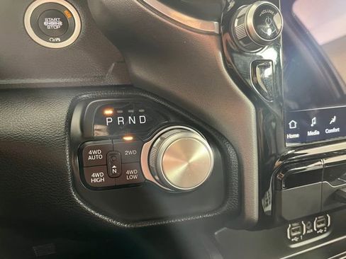 Used 2022 RAM 1500 Laramie w/ Sport Appearance Package AWD/4WD image 31