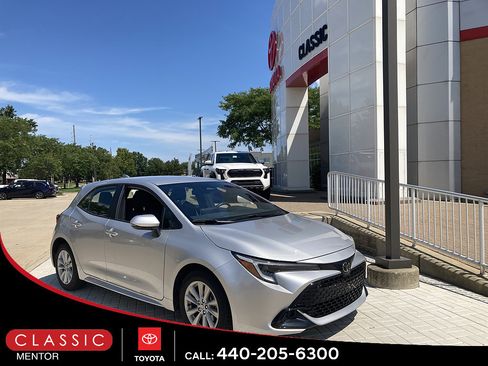 Used 2023 Toyota Corolla SE FWD image 1