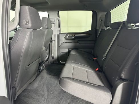 Used 2025 Chevrolet Silverado 1500 LT AWD/4WD image 25