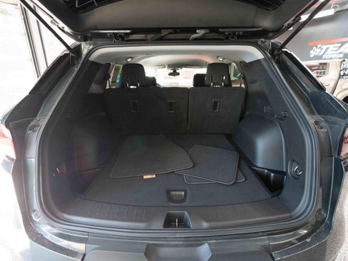 Used 2020 Chevrolet Blazer LT image 28