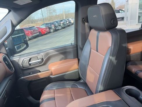 Used 2020 Chevrolet Silverado 3500 High Country w/ LPO, Dark Essentials Package image 35