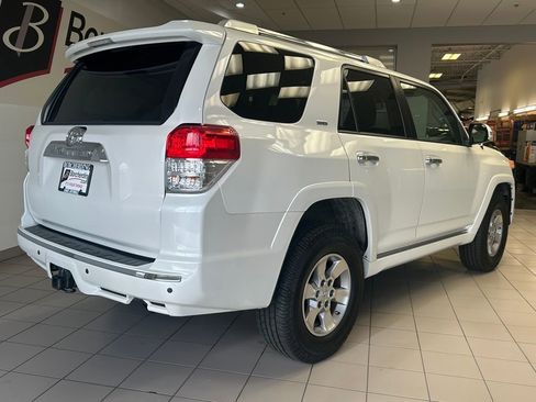 Used 2011 Toyota 4Runner SR5 image 7