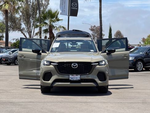 Certified 2025 MAZDA CX-70 3.3 Turbo S w/ Premium Plus AWD/4WD image 28