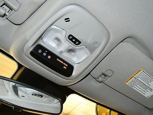 Used 2022 Chevrolet TrailBlazer LT image 26