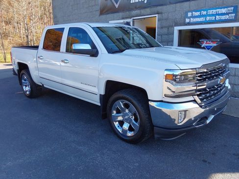 Used 2017 Chevrolet Silverado 1500 LTZ w/ Sport Package image 2