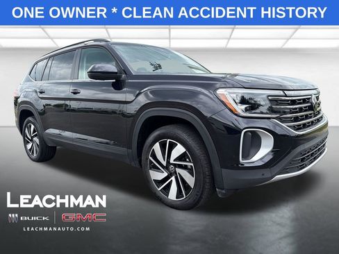 Used 2026 Volkswagen Atlas SE AWD/4WD image 1