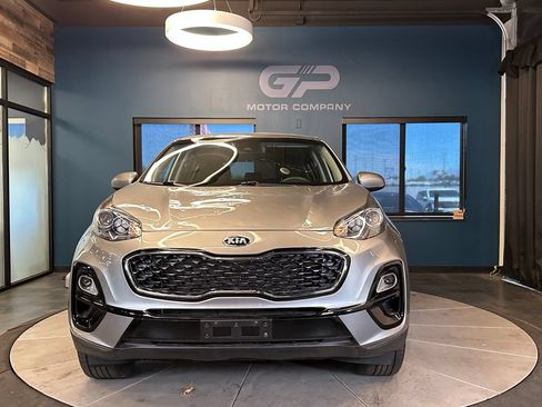 Used 2020 Kia Sportage LX AWD/4WD image 8