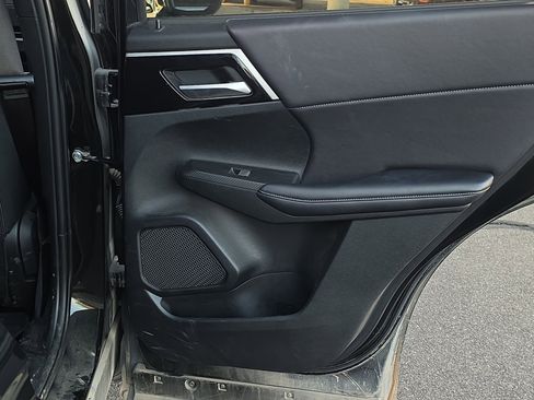 Used 2024 Mitsubishi Outlander SE image 21