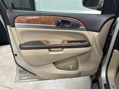 Used 2012 Buick Enclave Leather AWD/4WD image 19