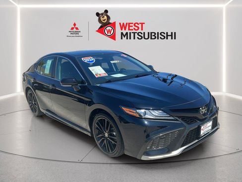 Used 2024 Toyota Camry XSE FWD image 7