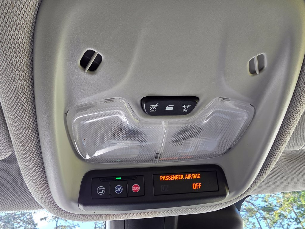 Used 2022 Chevrolet TrailBlazer LT w/ Convenience Package FWD image 29