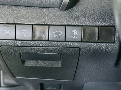 Used 2024 Toyota Camry SE FWD image 16