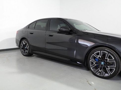 Used 2025 BMW i5 eDrive40i w/ M Sport Package image 58