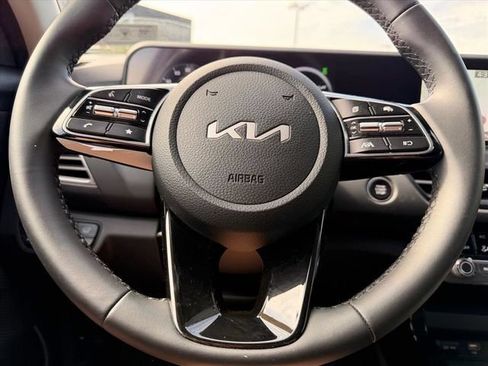 Used 2026 Kia Seltos EX AWD/4WD image 16