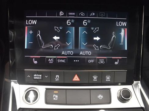 Used 2021 Audi e-tron Premium w/ Convenience Plus Package AWD/4WD image 27