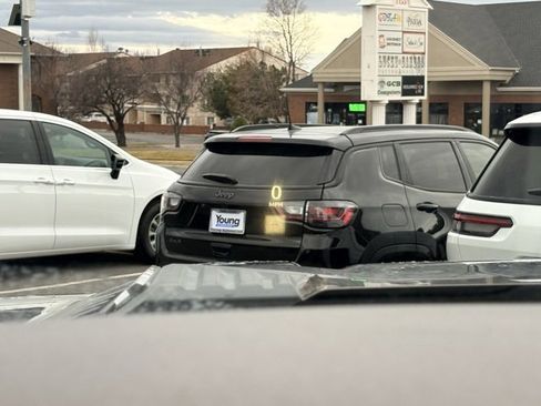 Used 2020 Chevrolet Silverado 3500 LTZ w/ LTZ Premium Package image 28