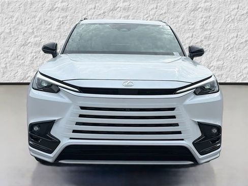 New 2026 Lexus TX 500h AWD image 8