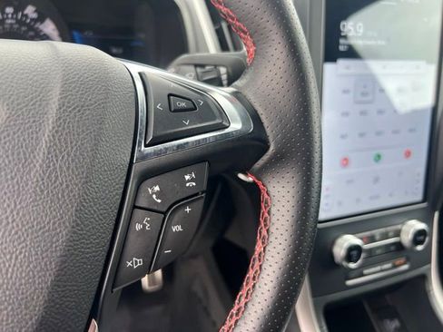 Certified 2023 Ford Edge ST-Line AWD/4WD image 10
