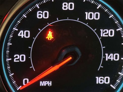 Used 2023 Chevrolet Equinox LT image 32