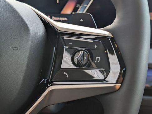 Used 2025 BMW X3 xDrive30i w/ Premium Package image 24