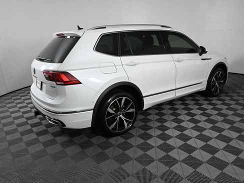 Used 2024 Volkswagen Tiguan SEL R-Line AWD/4WD image 25