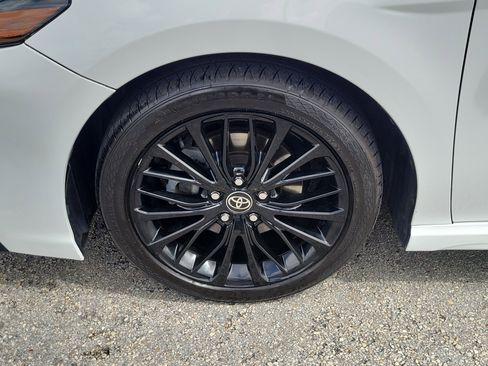 Used 2022 Toyota Camry SE w/ Convenience Package FWD image 26