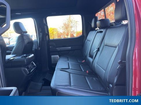 Certified 2022 Ford F150 Lariat w/ Equipment Group 502A High image 11