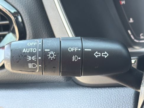 Used 2025 Honda Pilot Elite image 24