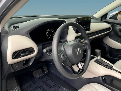 Used 2026 Honda HR-V LX image 16