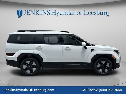 New 2026 Hyundai Santa Fe SEL FWD image 3