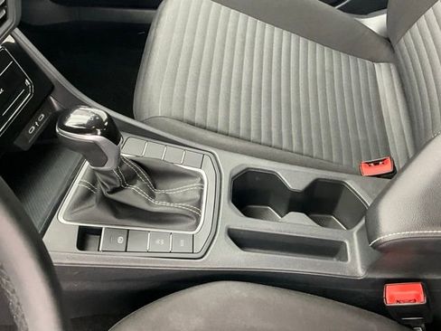 Used 2025 Volkswagen Jetta S FWD image 17